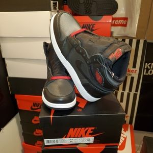 Jordan 1 gym red black satin